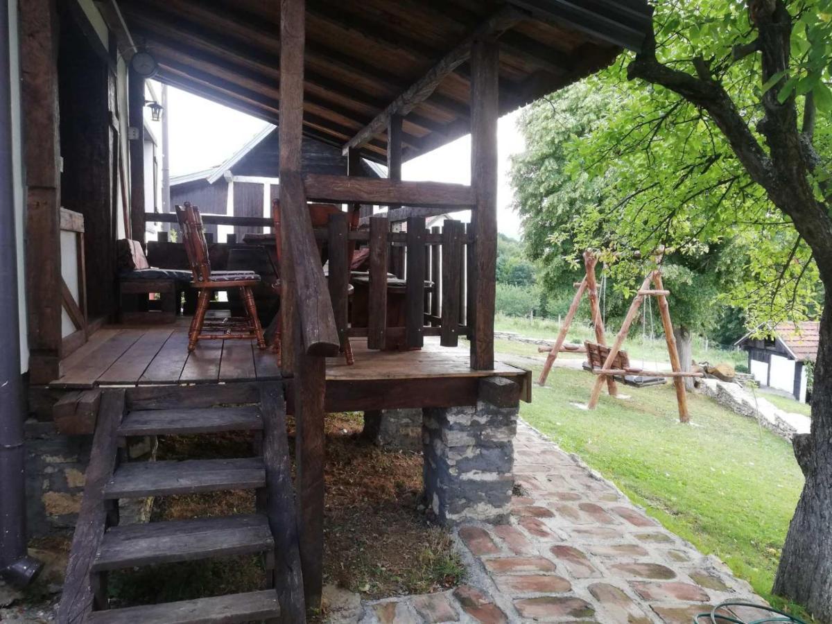 KalesijaVikendica I Vajat Vrbica别墅 外观 照片