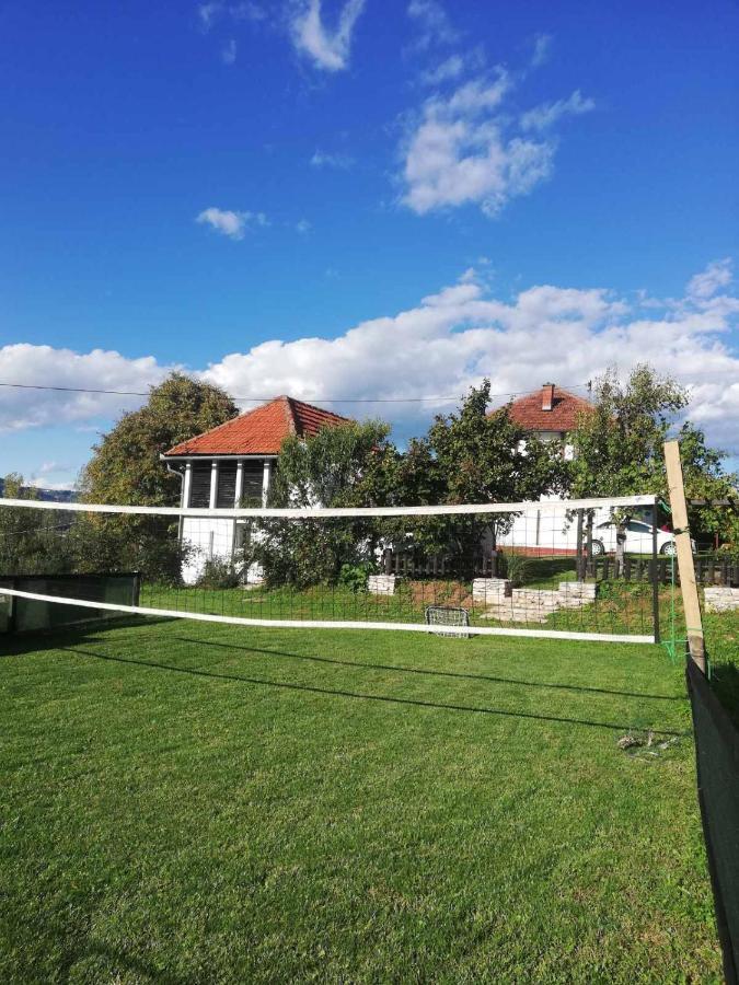 KalesijaVikendica I Vajat Vrbica别墅 外观 照片